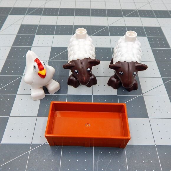 Lego Large Farm Set 45007 Dark Brown Sheep with Woolly Coat Hen Trough - Picture 7 of 8